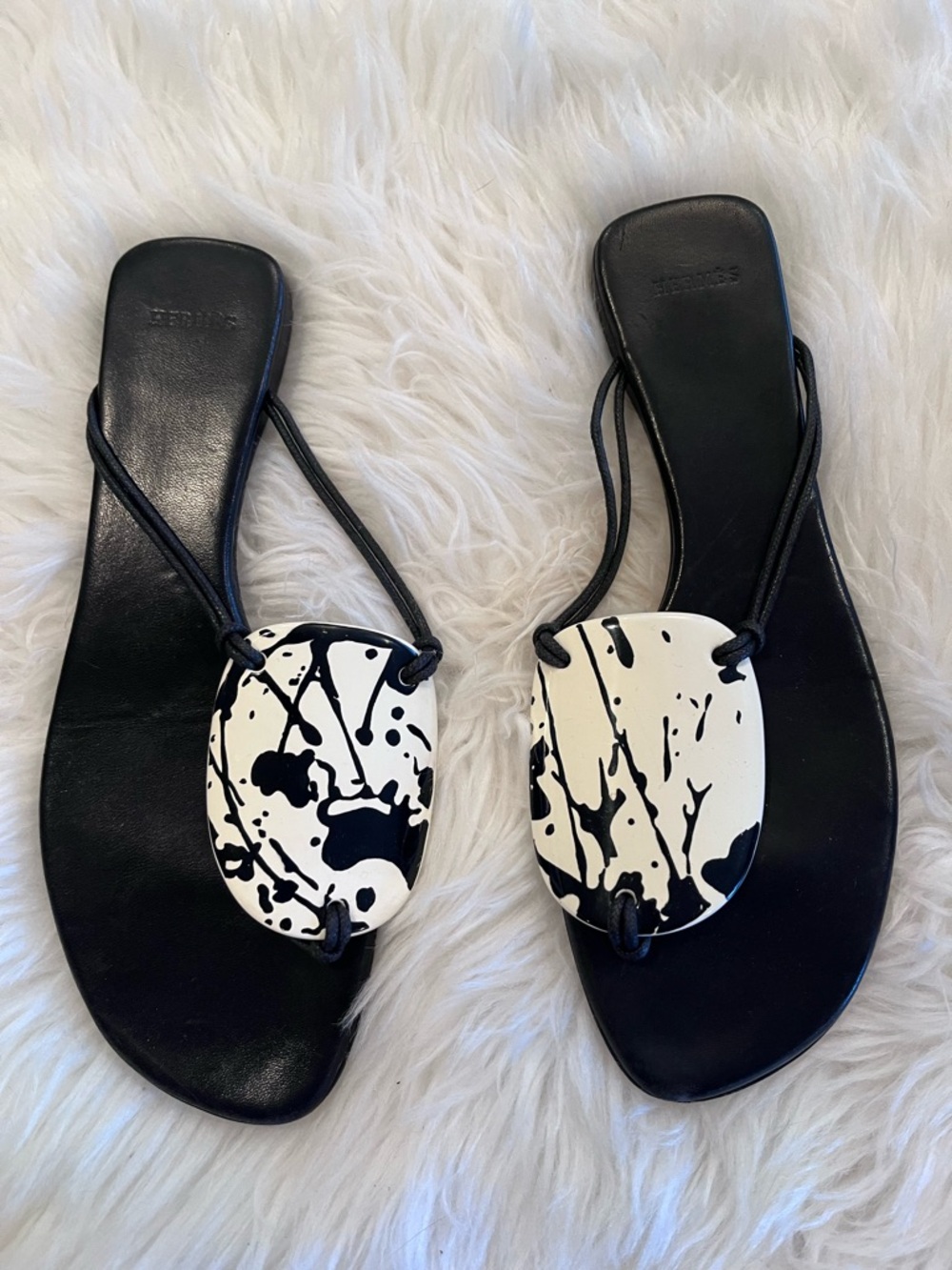 Hermes Vintage Medallion Kala Leather Flip Flops - Splatter Design - EUR 38